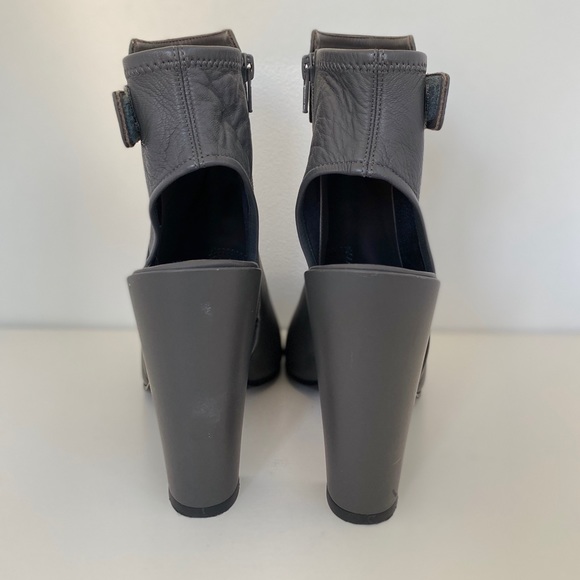 Vince Leather High Heel Ankle Boots Sz 8.5 - Picture 4 of 11